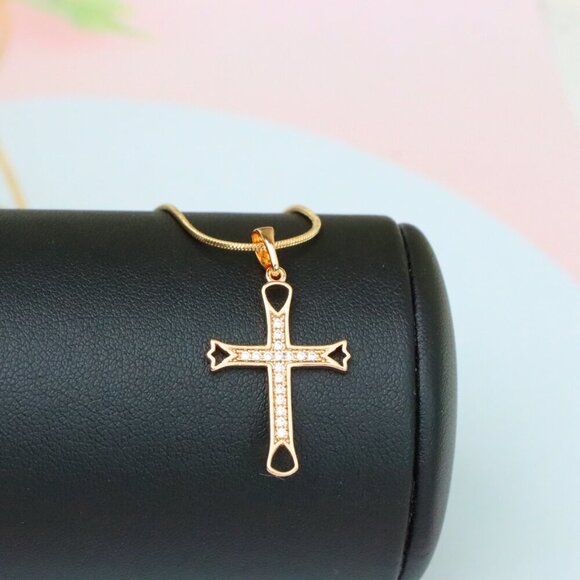 "Elegant Rose Gold Cross Pendant with CZ Stones and Cutout Design, XPPT1848 - Picture 6 of 13